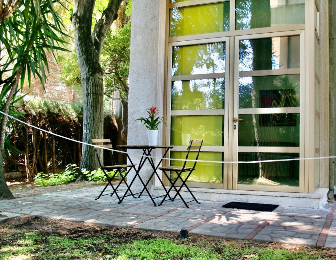 Buenretirope - Confortevoli Appartamentini Con Giardino ペスカーラ エクステリア 写真